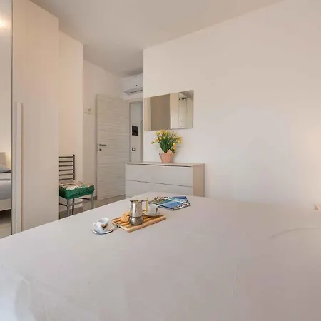 In 40349 Alguer